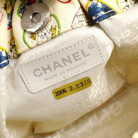 Chanel White Canvas Valentine Chain Handbag 112430 - Picture 6 of 8